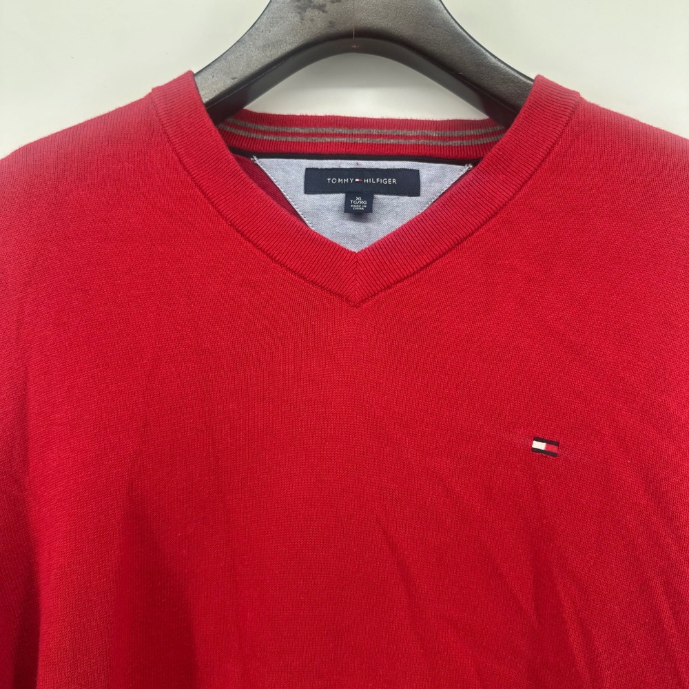 Tommy Hilfiger V-Neck Sweater Mens XL Red Cotton Knit Pullover 08978A6681